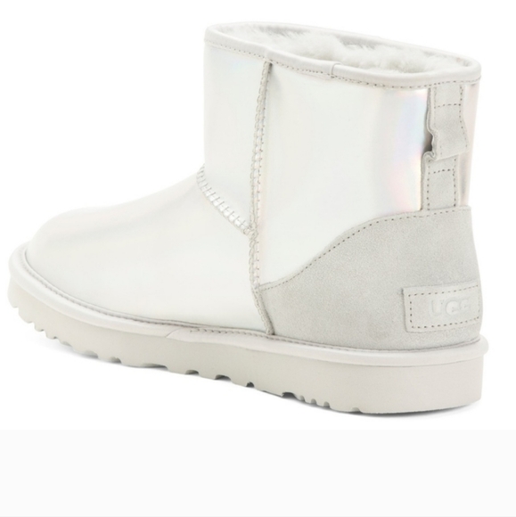 NIB Ugg classic mini iridescent bootie SIZE 7 - Picture 3 of 8